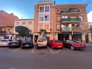 Alquiler Local Comercial en Universidad. Local diafano de 103 m2 en universidad