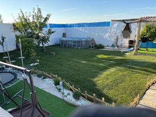Maison à Espinosa de los Caballeros. Venta de casa en espinosa de los caballeros 450 m2 terreno