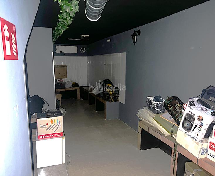 Foto 1f0fabc2-2623-48c0-95a9-9e8fb72af7dd. Local comercial Casco Antiguo, local con grandes posibilidades en Majadahonda