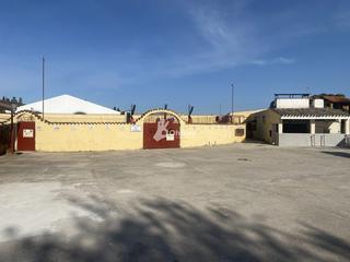 Nau industrial a Yeles. Oportunidad única de inversión  complejo multifuncional con lice