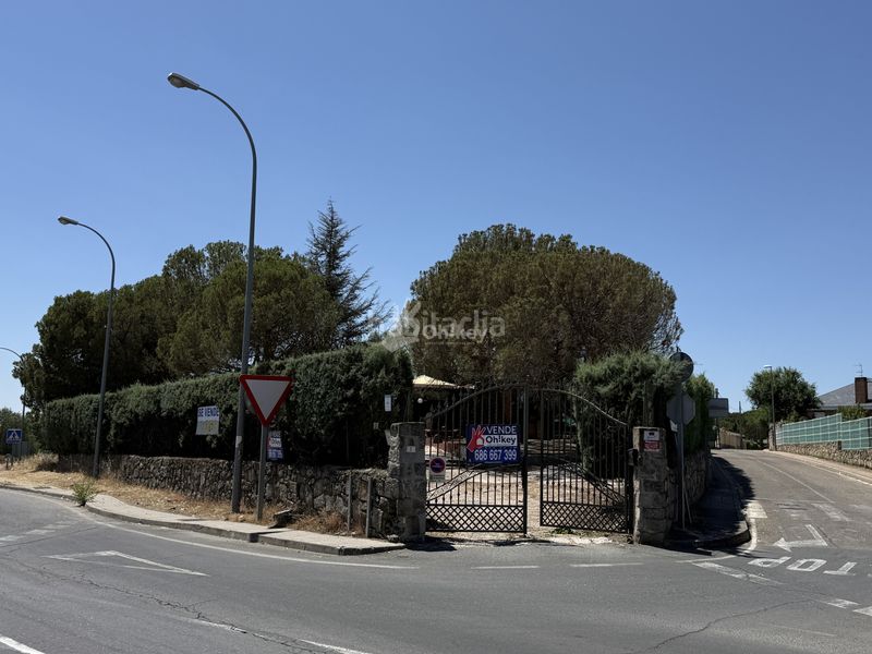 Foto aa1a21c4-9498-481d-93ac-225eb35181d0. Casa amb calefacció piscina a El Guijo-Colonia España Galapagar