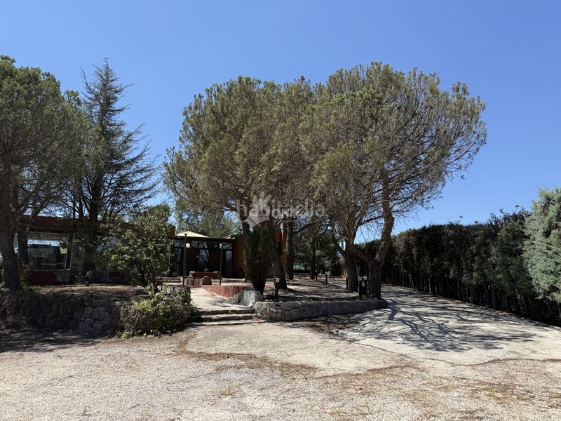 Foto ad653d18-639c-4a01-a96c-704a61c8856a. Casa amb calefacció piscina a El Guijo-Colonia España Galapagar