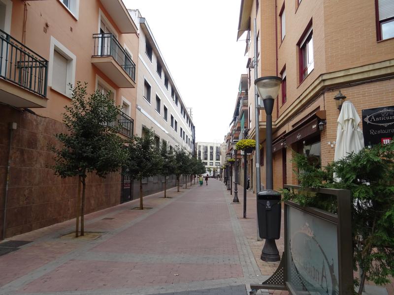 Foto 7547d963-6613-424b-80d7-7803d3cf2e7a. Alquiler local comercial en alquiler local en el Centro en Getafe