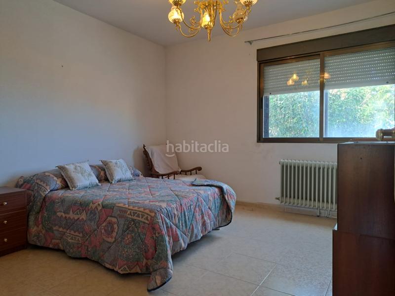 Foto 065ab99c-f14c-49af-b8cc-138e46432406. Maison avec parking dans Yepes