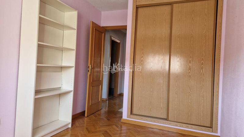 Foto 408e56b2-4dd6-4f5b-b5be-cdb180fc0a9a. Casa venta de chalet en Fuentebella-San Fermín-El Leguario Parla