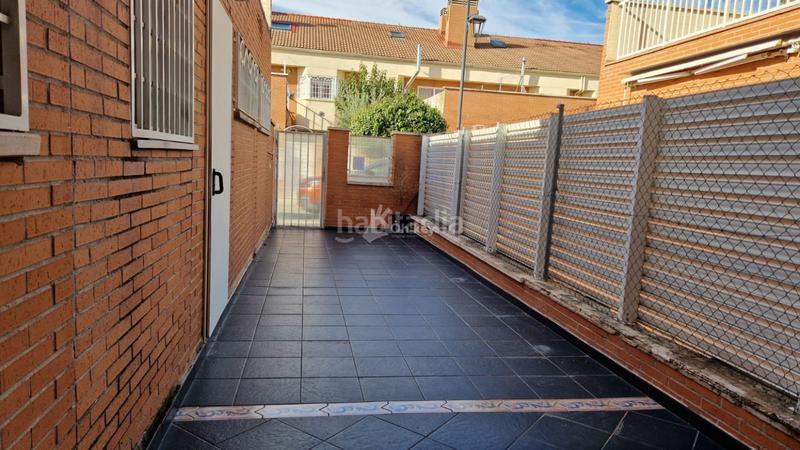 Foto bf5746c9-2bc3-4a18-a5a7-53e713e9fd43. Casa venta de chalet en Fuentebella-San Fermín-El Leguario Parla