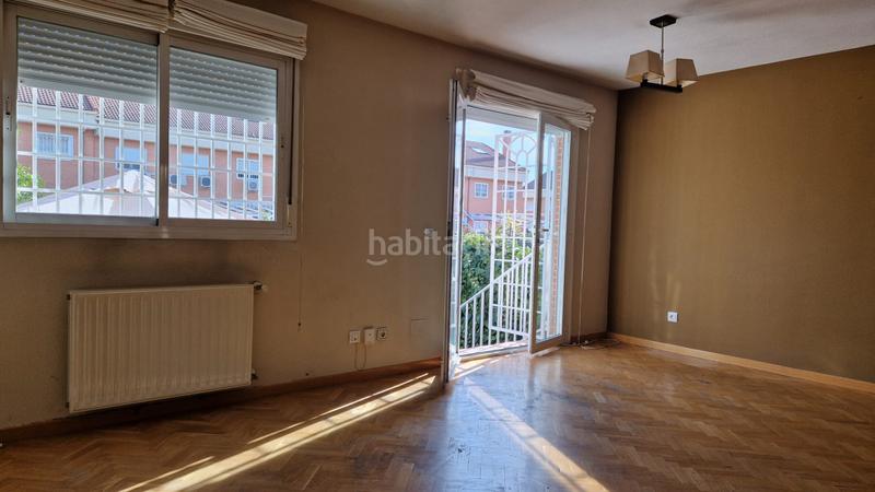 Foto e9744f8f-8c42-4792-af7a-3b00c533b76d. Casa venta de chalet en Fuentebella-San Fermín-El Leguario Parla