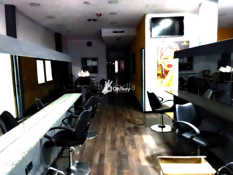 Foto c17eb18f-42c7-48c7-833a-2d20dc2cdd1c. Locale commerciale in Centro Getafe