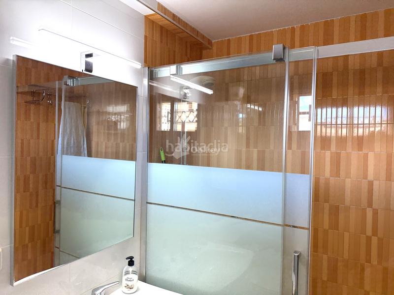 Foto 27643ad7-b41c-40c8-ac9d-3df64afffdbe. Flat with heating pool in Playa Poniente Benidorm