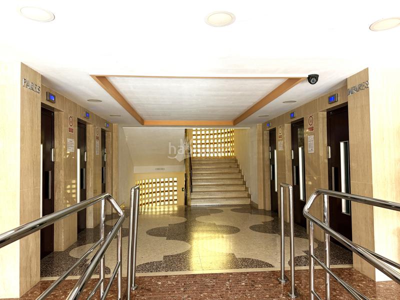 Foto 95c4ffbf-3f19-4c69-8a79-81d437af5259. Flat with heating pool in Playa Poniente Benidorm