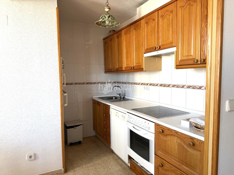 Foto b49db4ef-adf5-49b1-afb8-b2337503ad7f. Flat with heating pool in Playa Poniente Benidorm