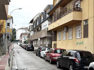 Appartement à Villalba Estación. Oportunidad en villalba estación piso con terraza, para reformar