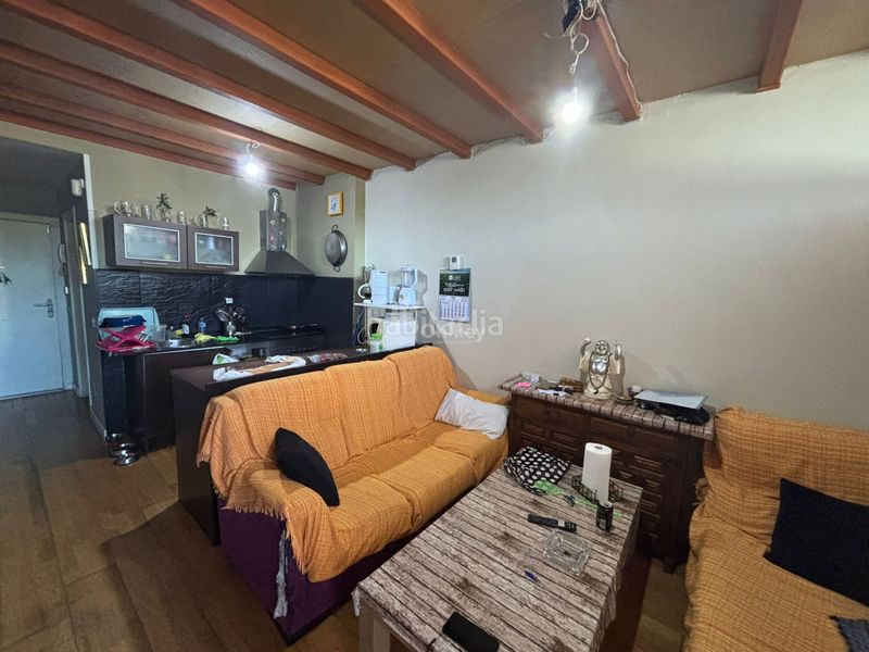 Foto 57f6503f-fed1-4119-9b9d-c08e0f36b9c1. Pis amb aparcament piscina a Ensanche de Vallecas-La Gavia Madrid