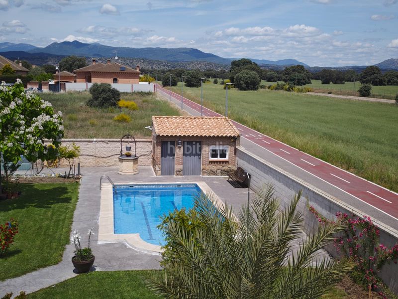 Foto 1ce41492-eb81-4f8f-9cd0-55b1794a58e5. Casa amb calefacció aparcament piscina a Escalona