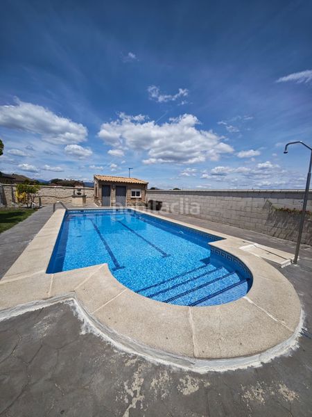 Foto 2e350ab1-ac9d-4a61-9b8d-46dde2bb3cdc. Casa amb calefacció aparcament piscina a Escalona