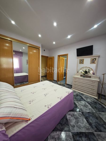 Foto d3edcab0-bfb9-4eef-af92-190445701966. Casa amb calefacció aparcament piscina a Escalona