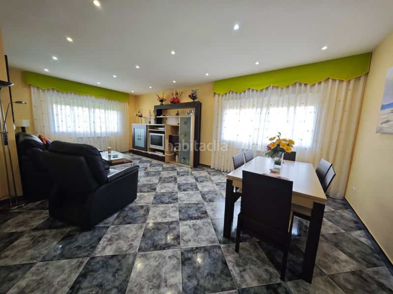 Foto e3e3d545-b917-4166-b7e6-0b17bb85e66f. Casa amb calefacció aparcament piscina a Escalona