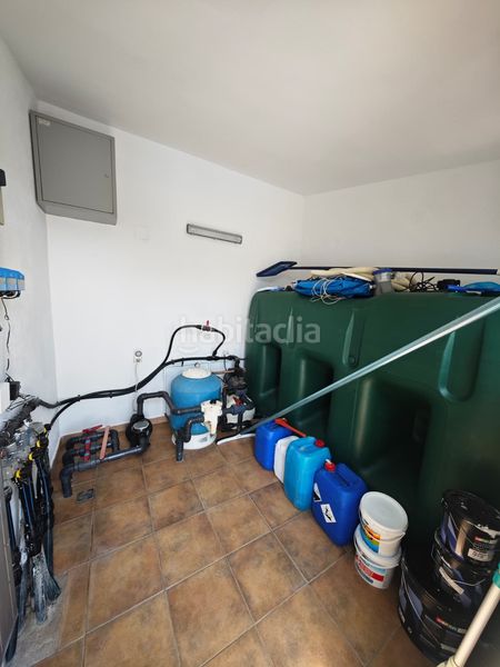 Foto e9d34e44-e973-4b31-98e1-c77e9fcab576. Casa amb calefacció aparcament piscina a Escalona