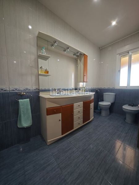 Foto ec025f42-e869-4848-9063-8ba0b022f075. Casa amb calefacció aparcament piscina a Escalona