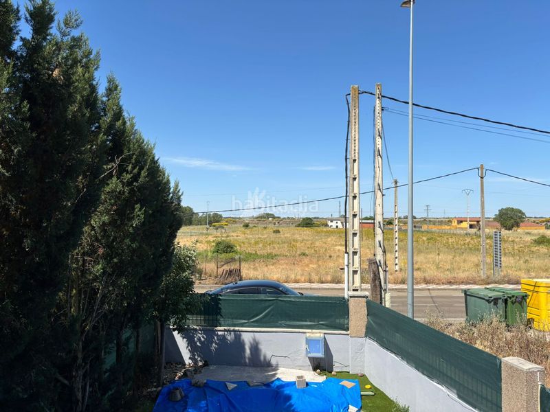 Foto 19e0cbf3-6300-4421-a8fb-4e658b1d6472. Casa amb calefacció aparcament piscina a Onzonilla