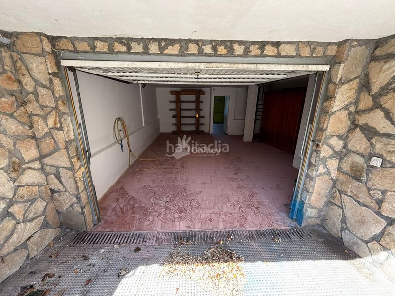 Foto c279b45e-64f8-42c8-b7ed-5f3741599648. Casa amb calefacció aparcament piscina a Onzonilla