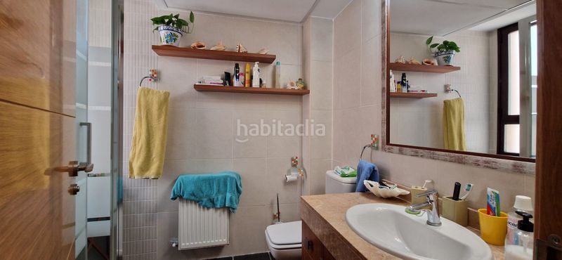 Foto 43de21f6-5bdb-437c-9898-b93466678a12. Pis amb calefacció aparcament piscina a El Bercial Getafe