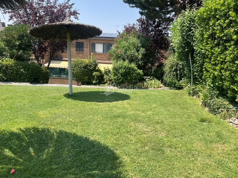 Foto 0150f7f6-8e23-4c3e-8057-b01a138ac679. Casa adosada chalet adosado exclusivo Casco Antiguo en Majadahonda