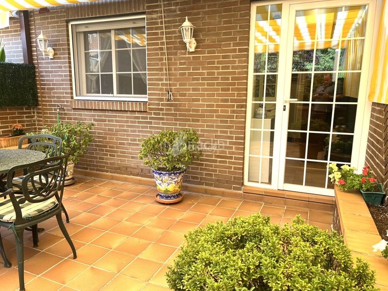Foto a42a82d9-e398-4806-a04b-4843f86561d7. Casa adosada chalet adosado exclusivo Casco Antiguo en Majadahonda
