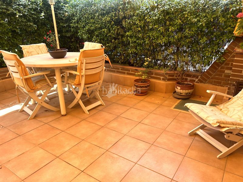 Foto c808fc37-cd0a-4dfb-ad97-51c4d2722cda. Casa adosada chalet adosado exclusivo Casco Antiguo en Majadahonda