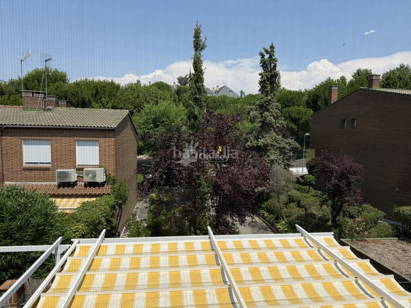 Foto fde54710-00b3-487e-8a29-ca2a6a60179d. Casa adosada chalet adosado exclusivo Casco Antiguo en Majadahonda