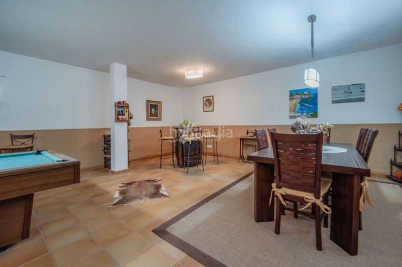 Foto 4aab94e9-3408-483b-a5c5-1fe1d5178bfa. Casa amb aparcament piscina a Centro Rivas - Vaciamadrid