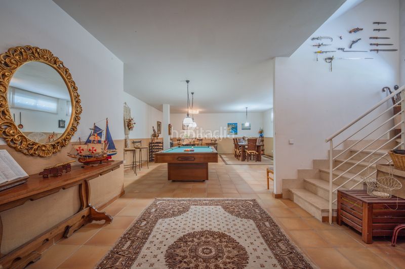 Foto bd77aa7f-d043-4ed2-89f3-5a27cad8927d. Casa amb aparcament piscina a Centro Rivas - Vaciamadrid