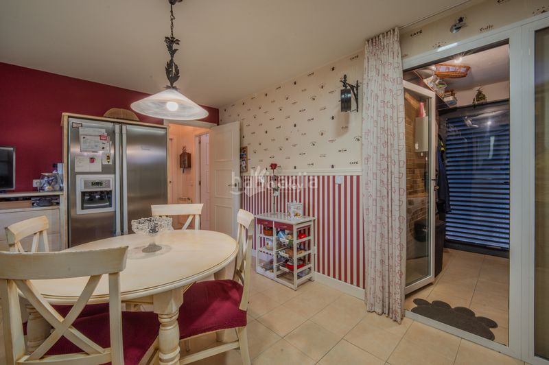 Foto e9600a6f-b275-475f-96b1-9d827129d6a4. Casa amb aparcament piscina a Centro Rivas - Vaciamadrid