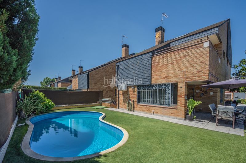 Foto f970dafc-1853-4904-974c-92dd50158ccc. Casa amb aparcament piscina a Centro Rivas - Vaciamadrid