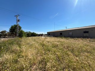 Fabrikhalle in Cedillo del Condado. Terreno con nave ganadera en parcela de 2.245 m  cedillo del con