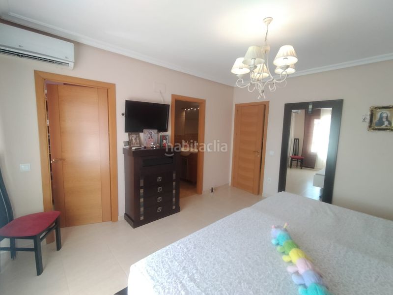 Foto 0ae244cf-cd84-43e3-aea4-d5838b856efc. Semi detached house with heating parking in Carrión de Calatrava