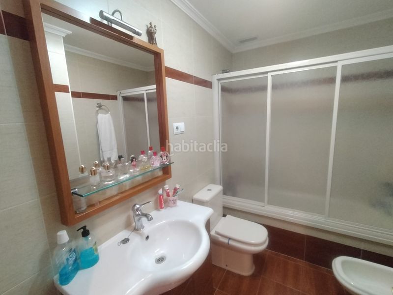 Foto 36c94f9a-203d-4a39-aa70-4490439f7ede. Semi detached house with heating parking in Carrión de Calatrava