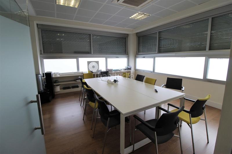 Foto 4195815d-1210-433f-abbb-3c0e4aeeecd0. Affitto ufficio con riscaldamento parcheggio in Europolis Rozas de Madrid (Las)