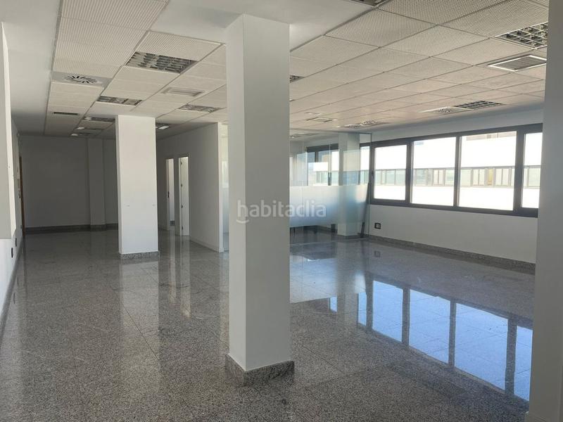 Foto ee9bc7e6-6f0f-4e31-b37e-d43223a8cf8d. Miete büro mit heizung in El Pinar-Punta Galea Rozas de Madrid (Las)