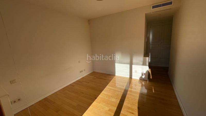 Foto 3eb1f71b-87c6-4336-b945-fe7f9871ed5f. Alquiler piso en El Pinar-Punta Galea Rozas de Madrid (Las)