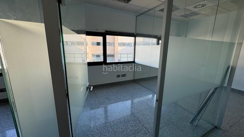 Foto 6ba2cd85-06a7-4f96-beea-e1f4686935f6. Alquiler oficina en Europolis Rozas de Madrid (Las)