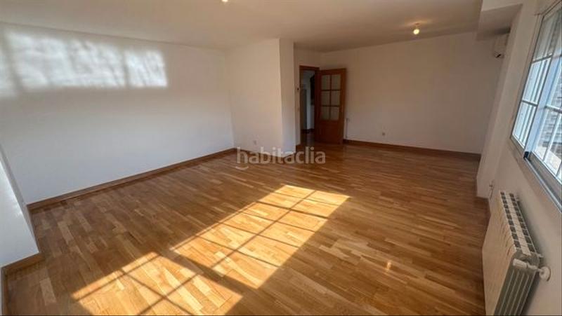 Foto 02fea933-5954-4409-998b-acac4003c66f. Miete zweistöckige wohnung mit heizung parking pool in Rozas de Madrid (Las)