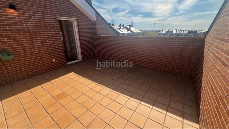 Foto fa017fe9-8574-4f74-a05e-c47c92025be5. Miete zweistöckige wohnung mit heizung parking pool in Rozas de Madrid (Las)