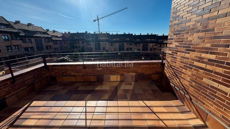Foto 978d8b9b-f151-484b-87da-7f8da4a27cf5. Appartamento con riscaldamento parcheggio piscina in Rozas de Madrid (Las)