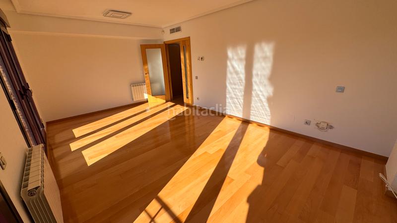 Foto 73cd54ad-e568-4a13-a3f9-52565d5b0370. Piso en Montecillo Rozas de Madrid (Las)