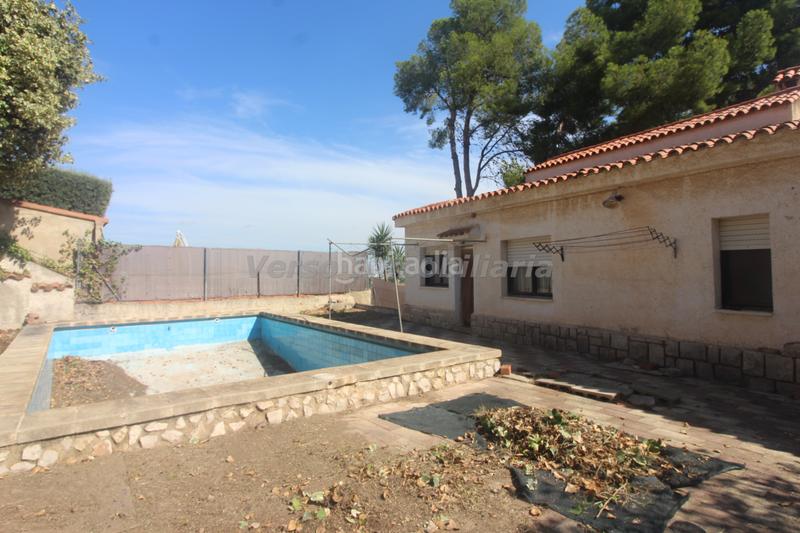 Foto 7bbbbf27-9ef2-4a49-9882-79953b4ba17a. Chalet  independiente en sierra perenchiza en Chiva