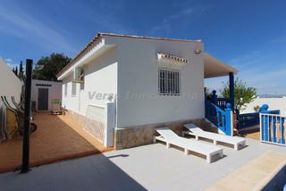 Xalet a Godelleta. Chalet en urbanización en zona de godelleta