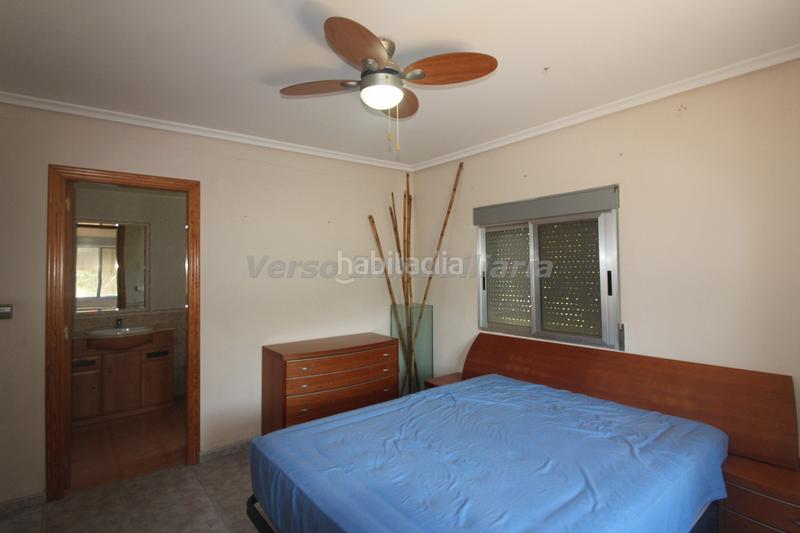Foto 63769748-6940-4427-9487-ce2fd28f564a. Chalet bonito chalet en zona La Loma miralcampo () en Chiva