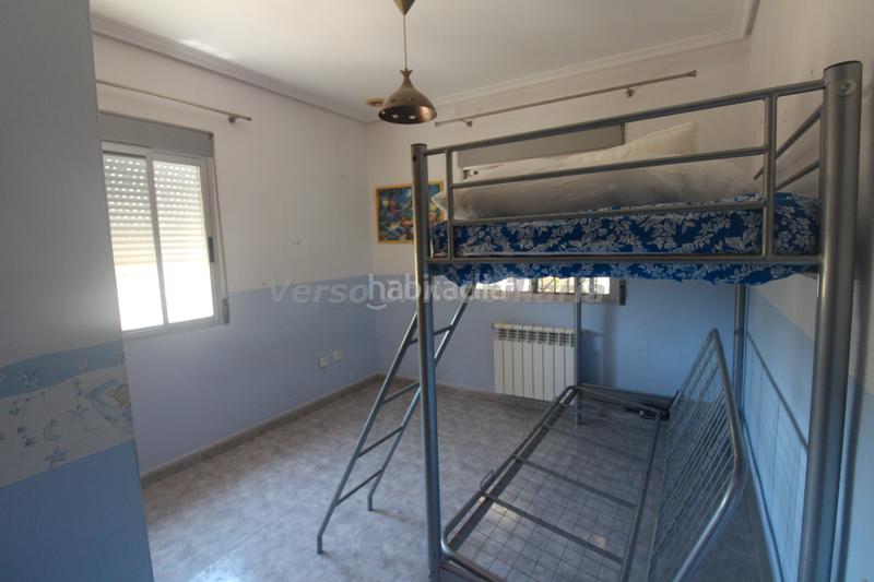 Foto ac4ced59-775f-4125-87bb-c11ddc50e7dc. Chalet bonito chalet en zona La Loma miralcampo () en Chiva