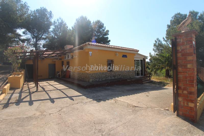 Foto 514b90c4-d862-4e4b-b60e-58ffdb942112. Chalet in Godelleta